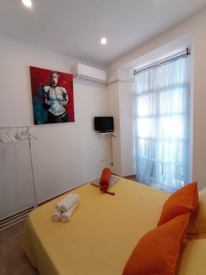 Apartamento Aza Малага Екстериор снимка